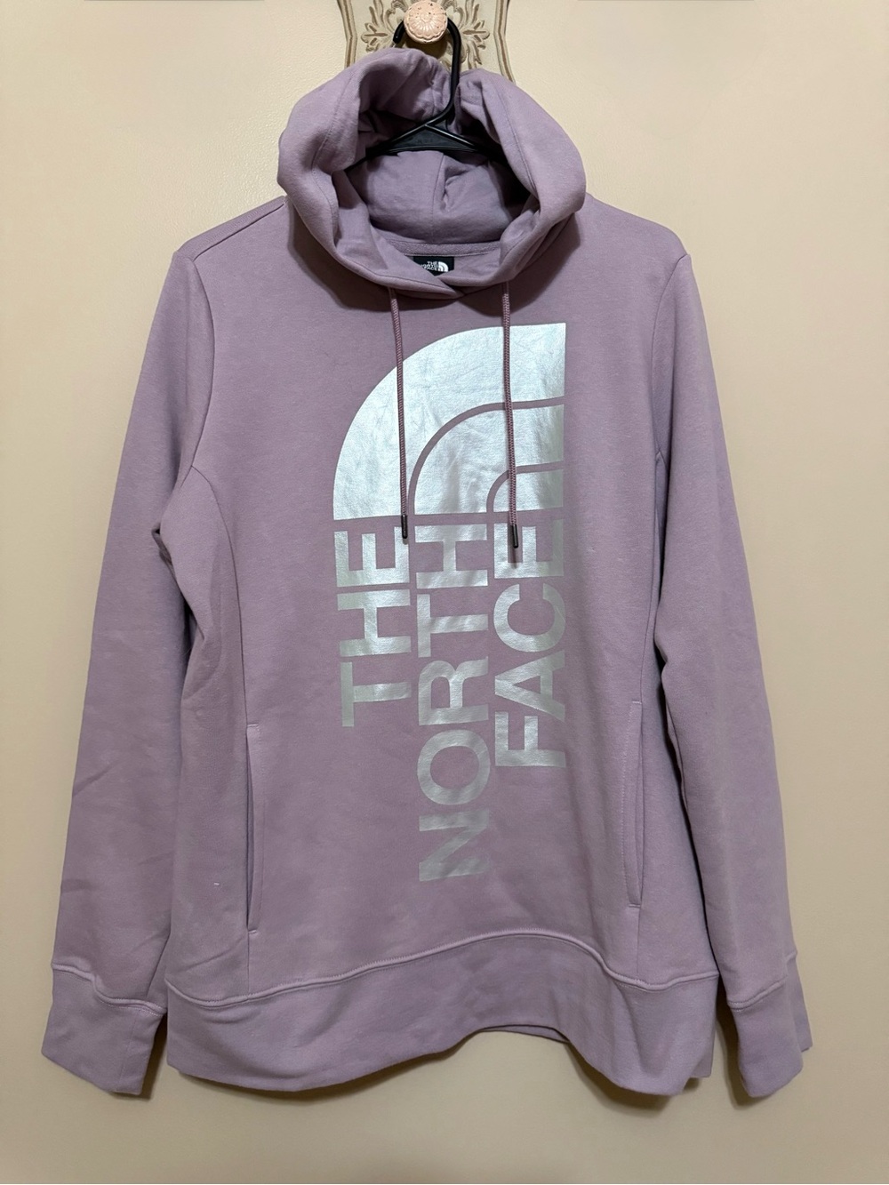 NWT The North Face Women’s Ashen Purple Hoodie Sz L